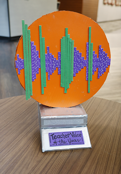 cardboard model of sound waves designed to look like a trophy